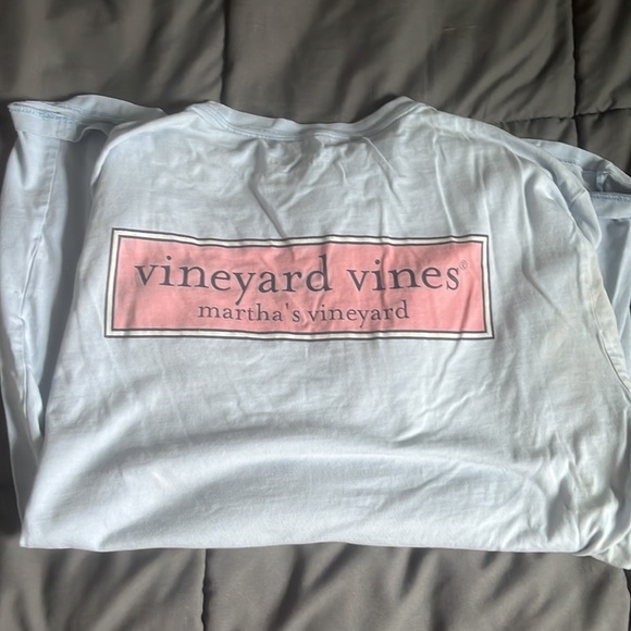 Vineyard Vines long sleeve shirt - Picture 2 of 5